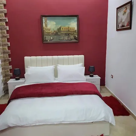 Bujtina Vila Shtepiza Ime Turan