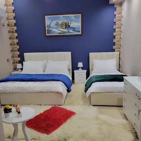 Affittacamere Bujtina Vila Shtepiza Ime *