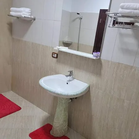Bujtina Vila Shtepiza Ime Turan